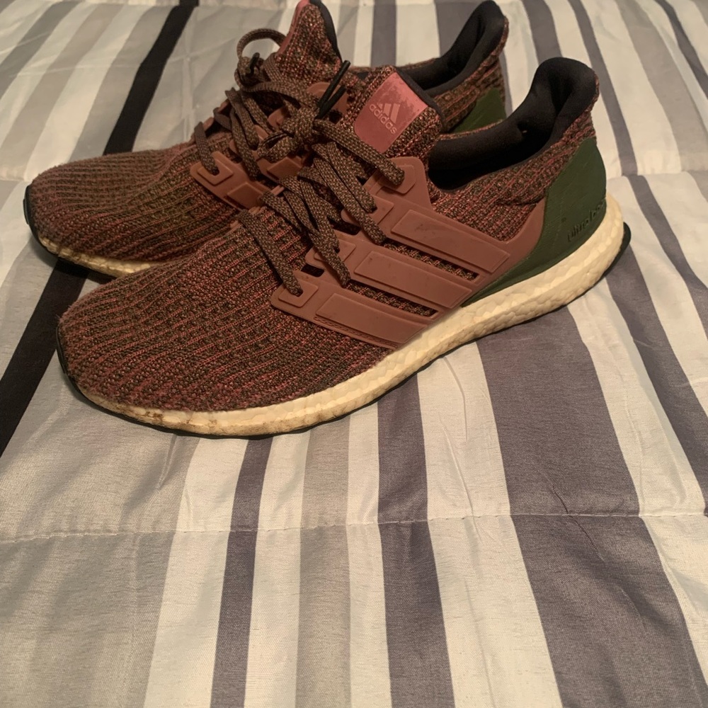 Mens 8.5 / Women’s 10 adidas UltraBoost 4.0 Pink Olive 2018 running shoes